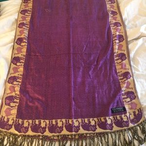 Gorgeous scarf with elephant and camels!